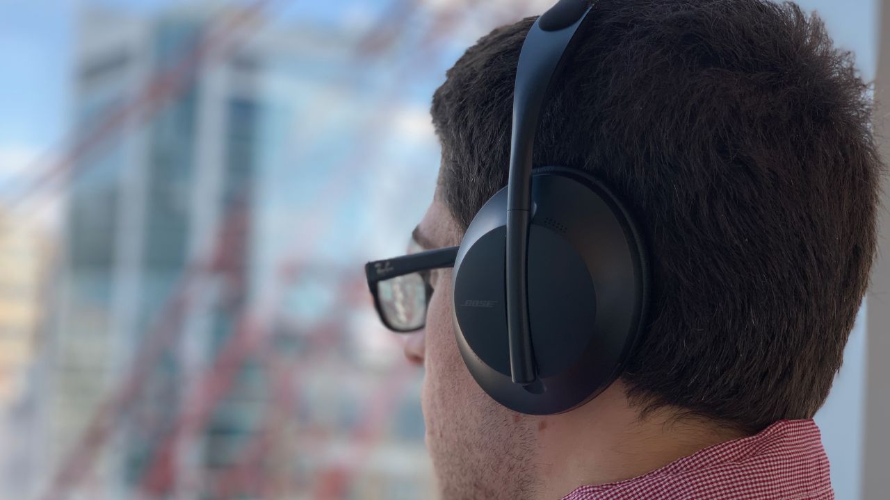 700 headphones review: noise cancellation with sleek | CNN Underscored