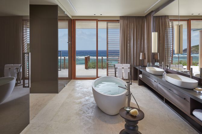 <strong>Treat yourself:</strong> With views like this from the tub, it's tempting to skip the sandy beaches. Don't.