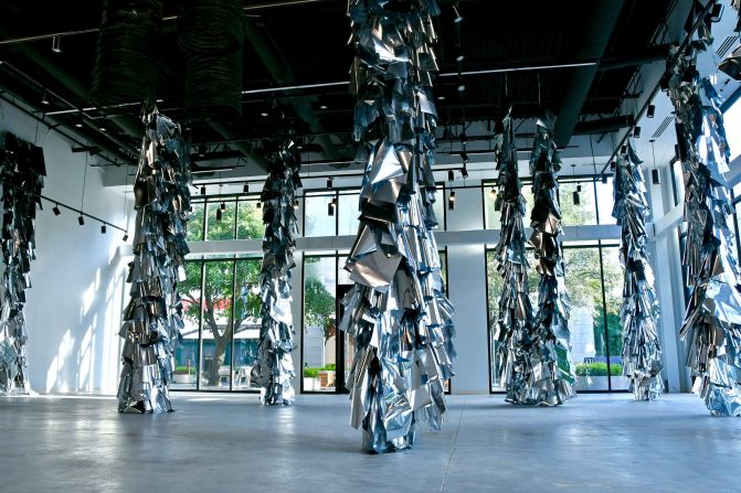 <strong>4,000 hand-cut mylar flags:</strong> Located in River Oaks District, a high-end, open-aired shopping and dining complex in the heart of Houston, the immersive SkyWaves art project is mesmerizing.