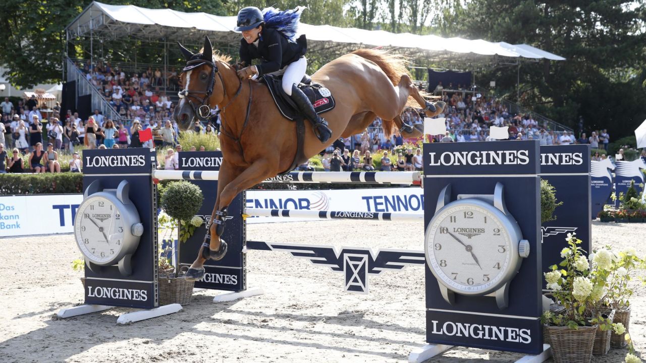Dani G. Waldman and Lizziemary on the way to victory in Berlin.