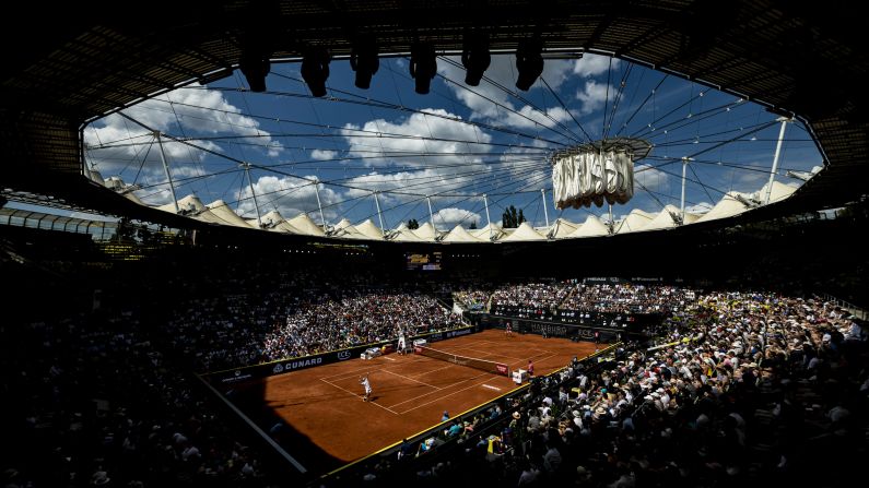 Alexander Zverev of Germany and Nikoloz Basilashvili of Georgia play in their semifinal match of the Hamburg Open in Hamburg, Germany, on Saturday, July 27.