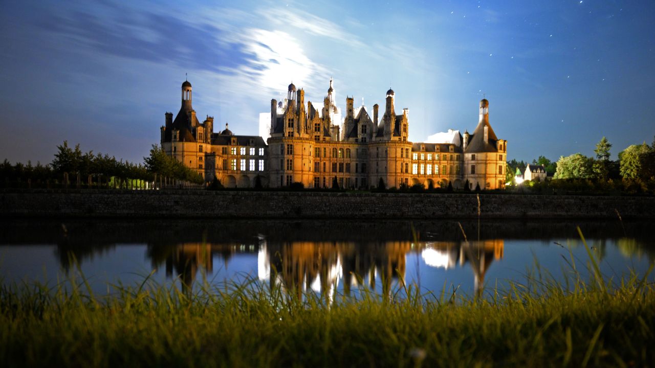 <strong>Chambord Castle, France: </strong>Built in the 16th century, Chambord's double helix staircase may have been designed by Leonardo da Vinci.