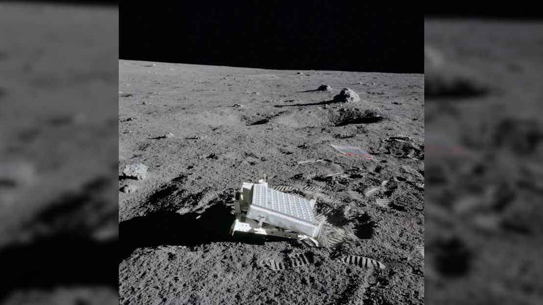 The Apollo 11 array.