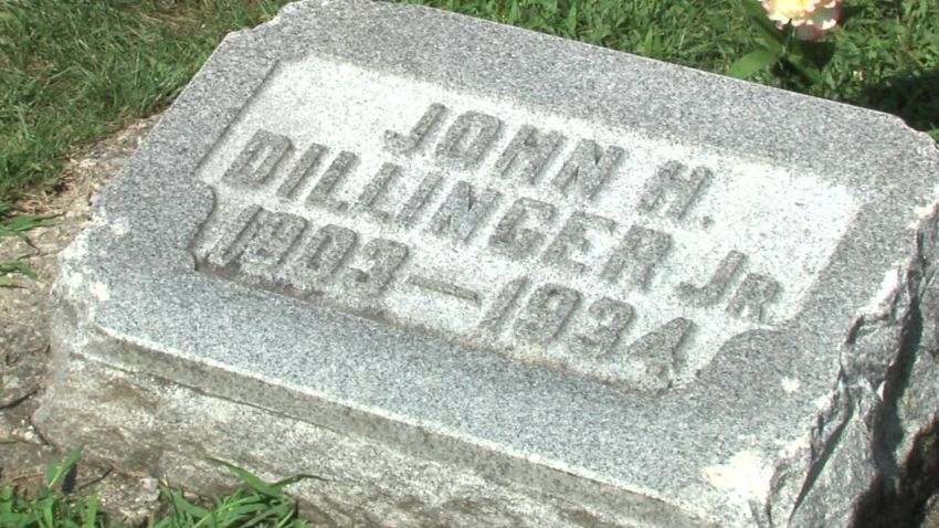 01 john dillinger cemetery