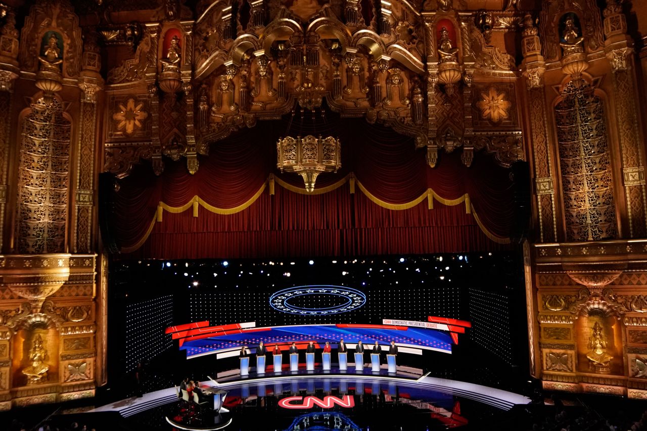 A wide view of the first debate on Tuesday.