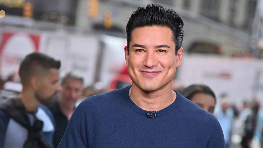 NEW YORK, NEW YORK - MAY 17: Mario Lopez Tapes "Extra" at The Levi's Store Times Square on May 17, 2019 in New York City. (Photo by Theo Wargo/Getty Images)