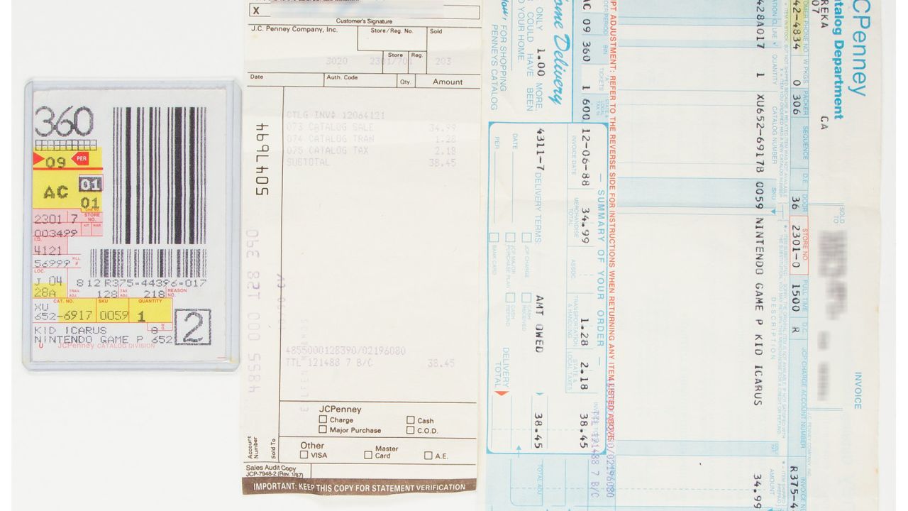 The game's receipt and price tag were included in the auction.