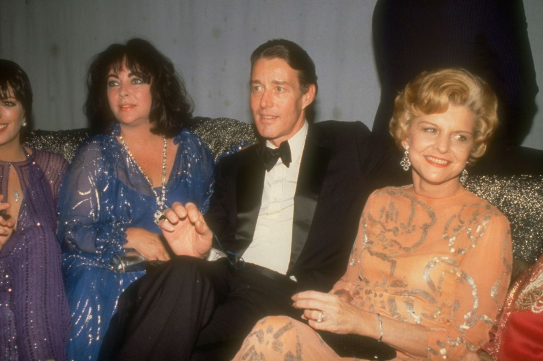Halston with Betty Ford, Elizabeth Taylor and Liza Minnelli at Studio 54.