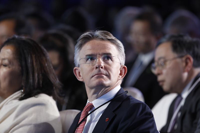 HSBC CEO: John Flint Steps Down After 18 Months On The Job | CNN Business