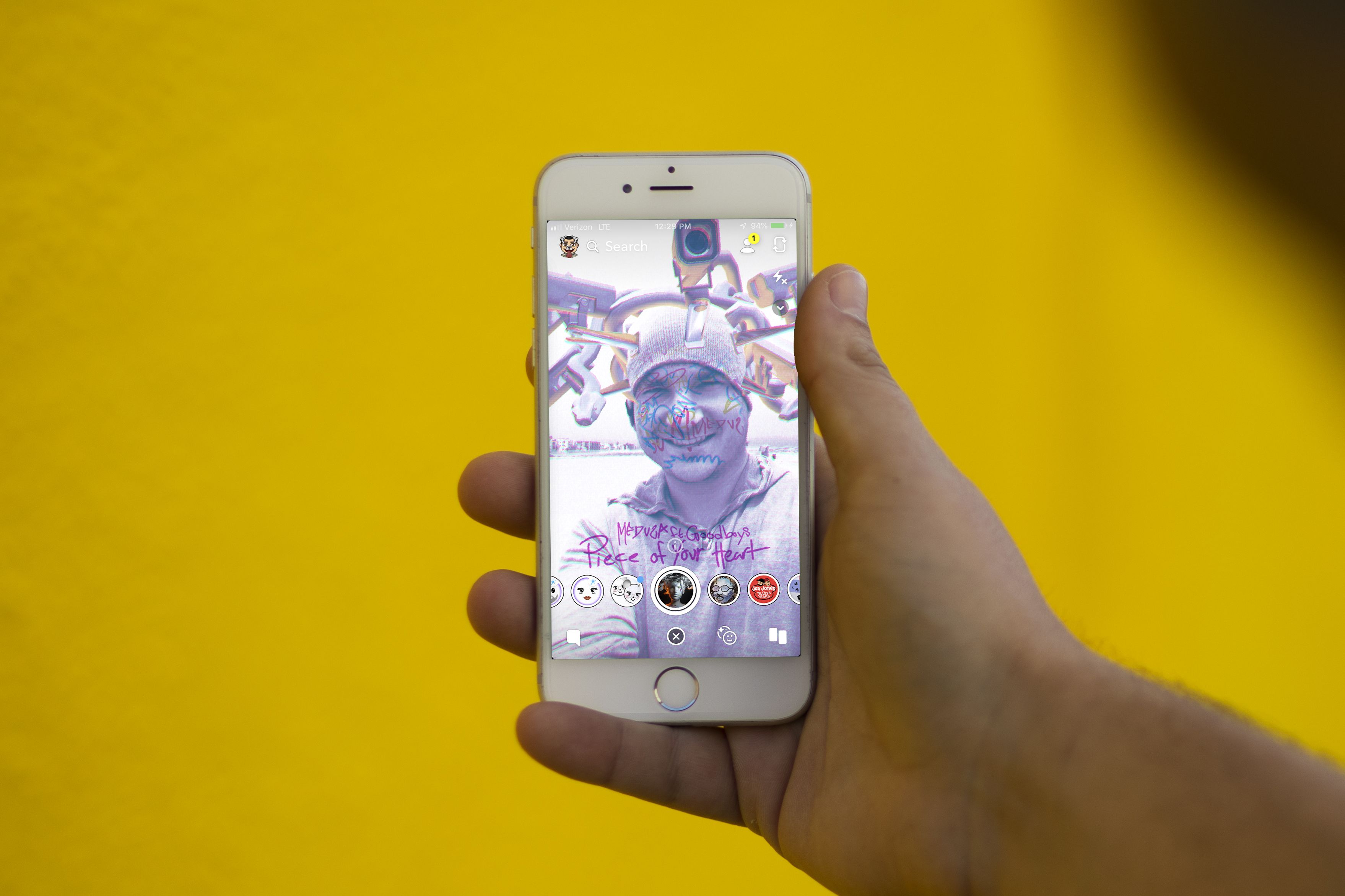 Snapchat creators serious money from making AR | CNN