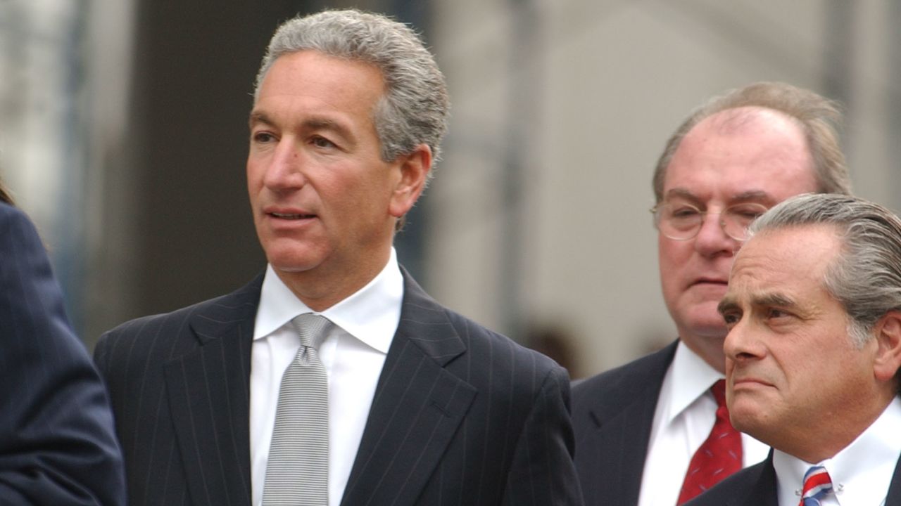 Charles Kushner, left