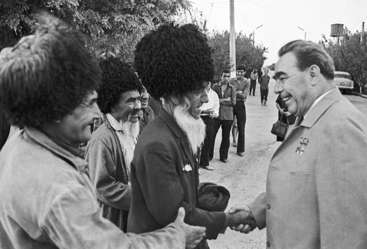 General Secretary of the Central Committee of the Communist Party of the Soviet Union, Leonid Brezhnev, meets agricultural workers when Turkmenistan was still part of the USSR.