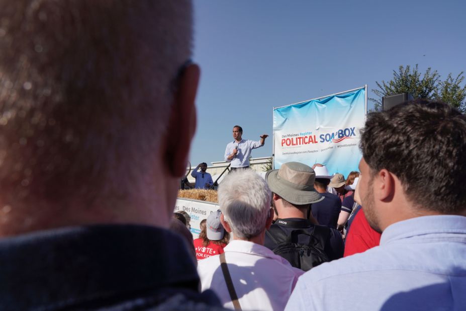 Presidential candidate Julián Castro, a former mayor of San Antonio who was secretary of Housing and Urban Development in the Obama administration, talks to fairgoers on Friday. 