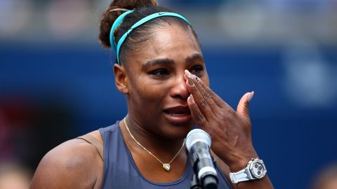 Serena Williams becomes upset after withdrawing from the final match.