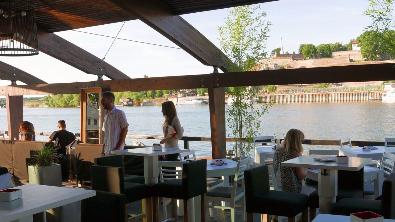 <strong>The riverside nightlife: </strong>The floating bars, restaurants and nightclubs that line Belgrade's riverbanks are known as <em>splavovi. </em>