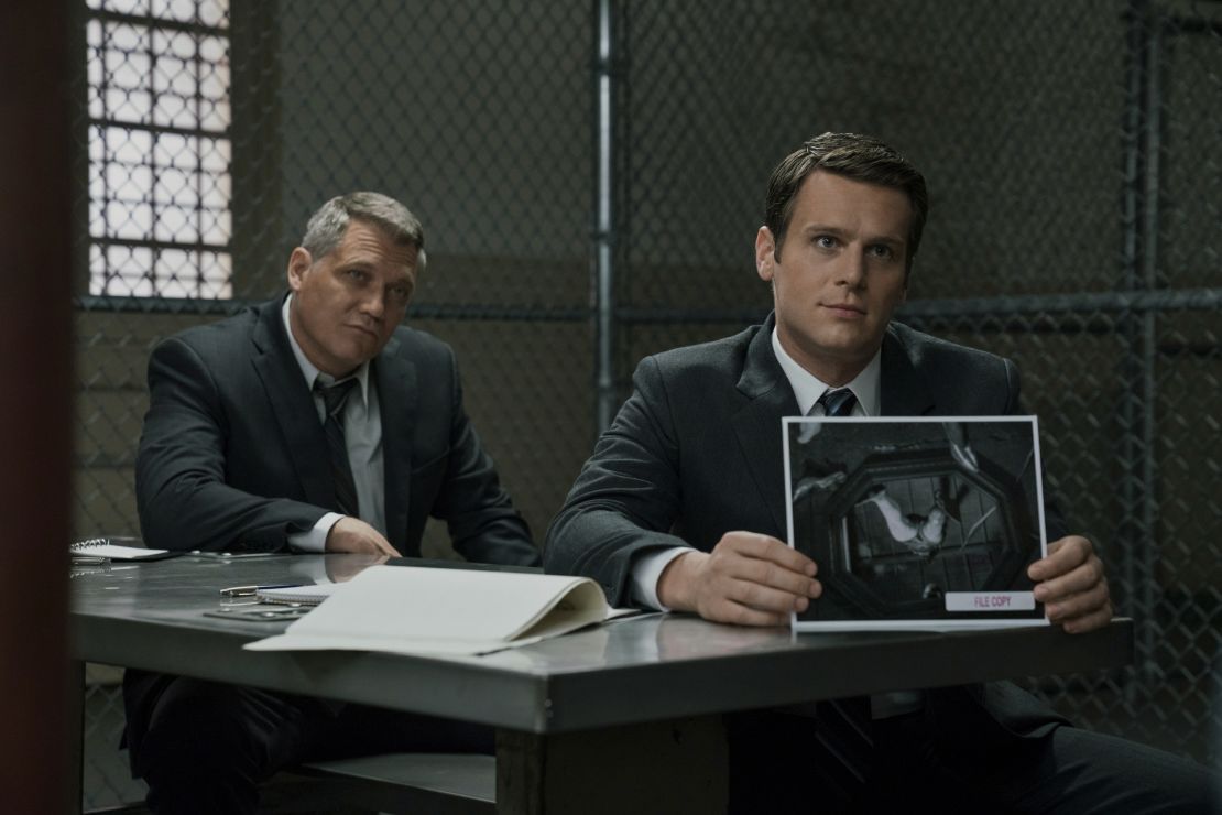 Holt McCallany, Jonathan Groff in 'Mindhunter'