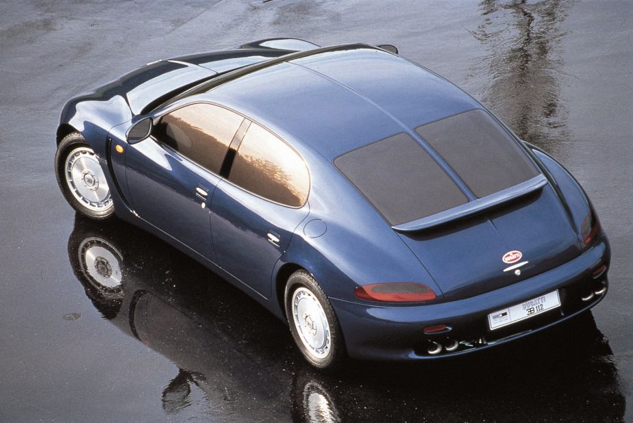 One of four Bugattis designed by Giugiaro in the 1990s, the EB 112 was designed to be a four-door version of the legendary EB 110.