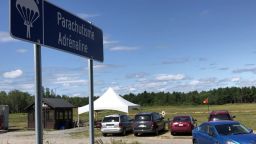 Parachutisme Adrénaline in Trois-Rivières, Quebec