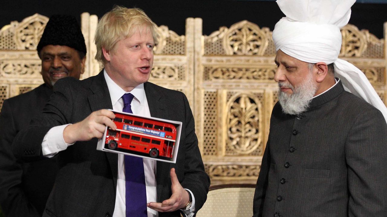 Boris Johnson meets members of the Baitul Fatuh Mosque during the National Peace Symposium in 2012, while he was London Mayor.