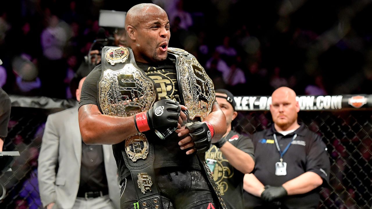 Cormier celebrates his victory over Derrick Lewis.