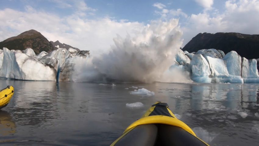 glacer collapse alaska kayakers