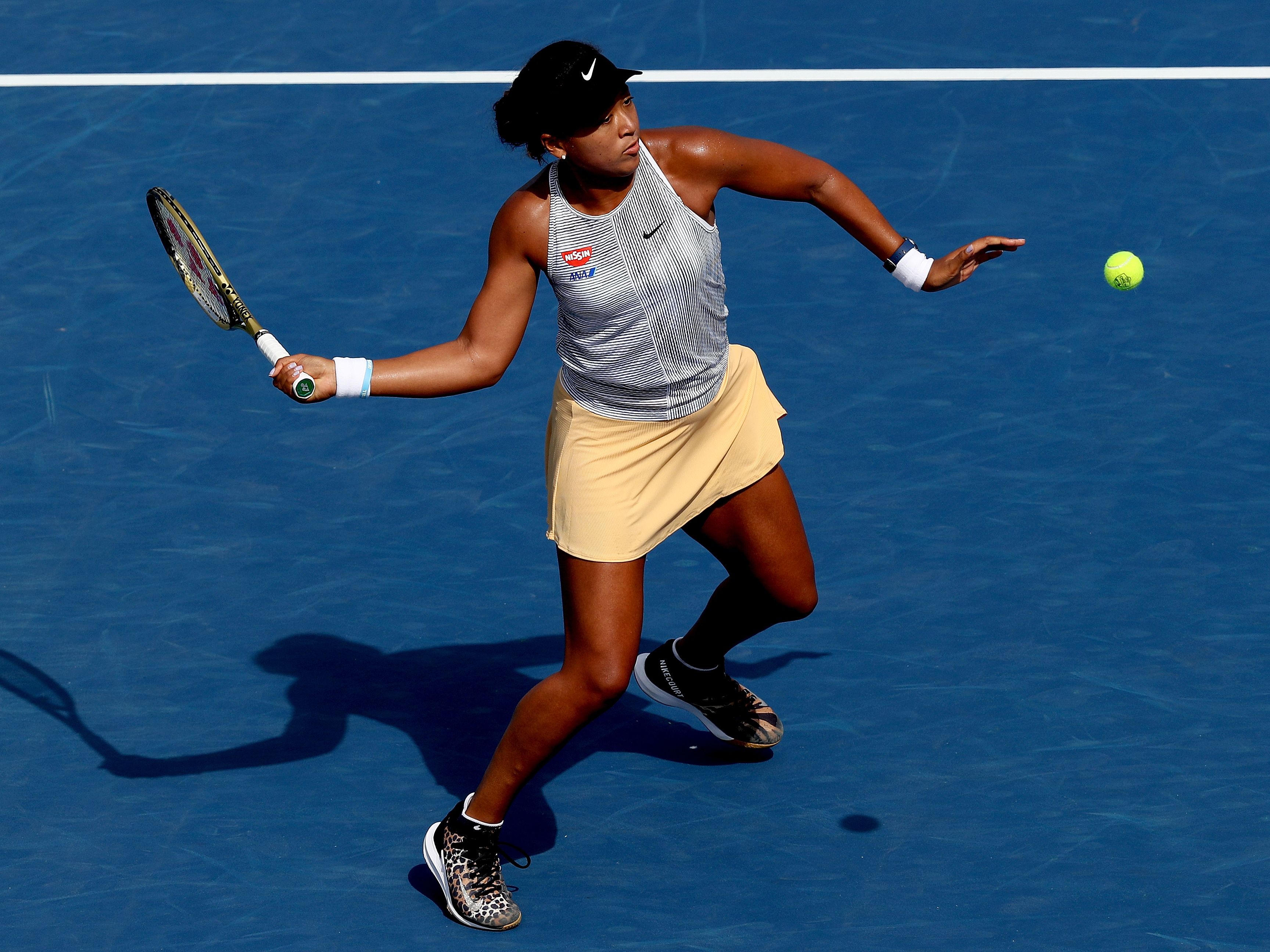 Dankzegging Wonder cafetaria Naomi Osaka frets over knee injury ahead of US Open | CNN