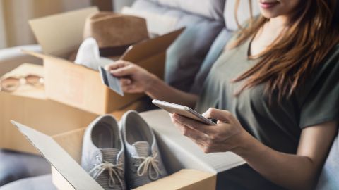 Klarna boasts 60 million users, but the ease of payment could trigger "buyers remorse", financial analysts say.