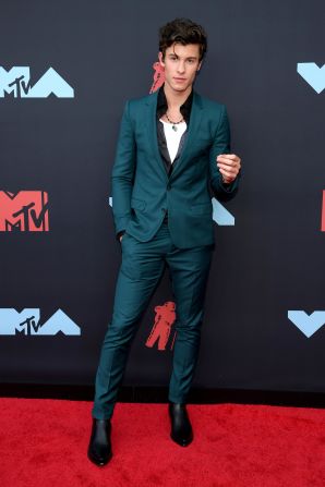 Shawn Mendes looked casually suave in a dark teal suit by Dolce & Gabbana.