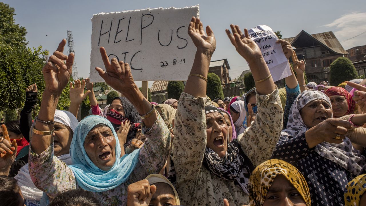 Kashmiri Muslim women shout anti Indian slogans during an anti Indian protest, on August 23, 2019 in Srinagar.
