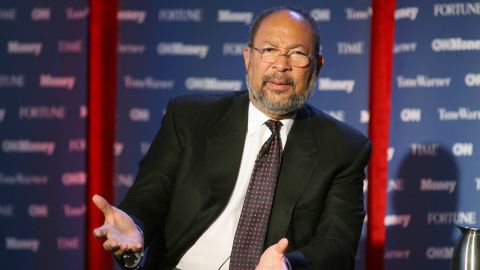 Dick Parsons, the former chairman of Citigroup, said he warned regulators against taking extreme steps against the troubled bank. "It would have resulted in a run on the bank," Parsons told CNN's Poppy Harlow.