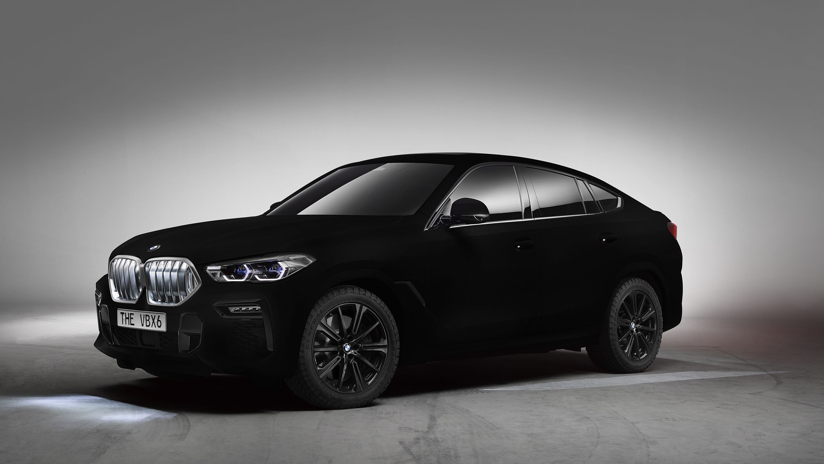 BMW X6 Coupé in Vantablack: World's Blackest Black