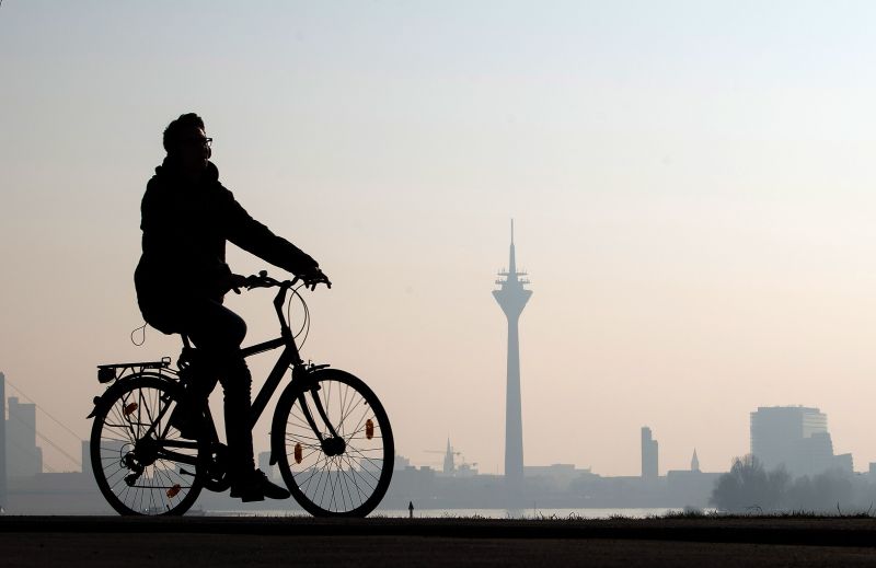 Biking to work appears more dangerous than other commuting options