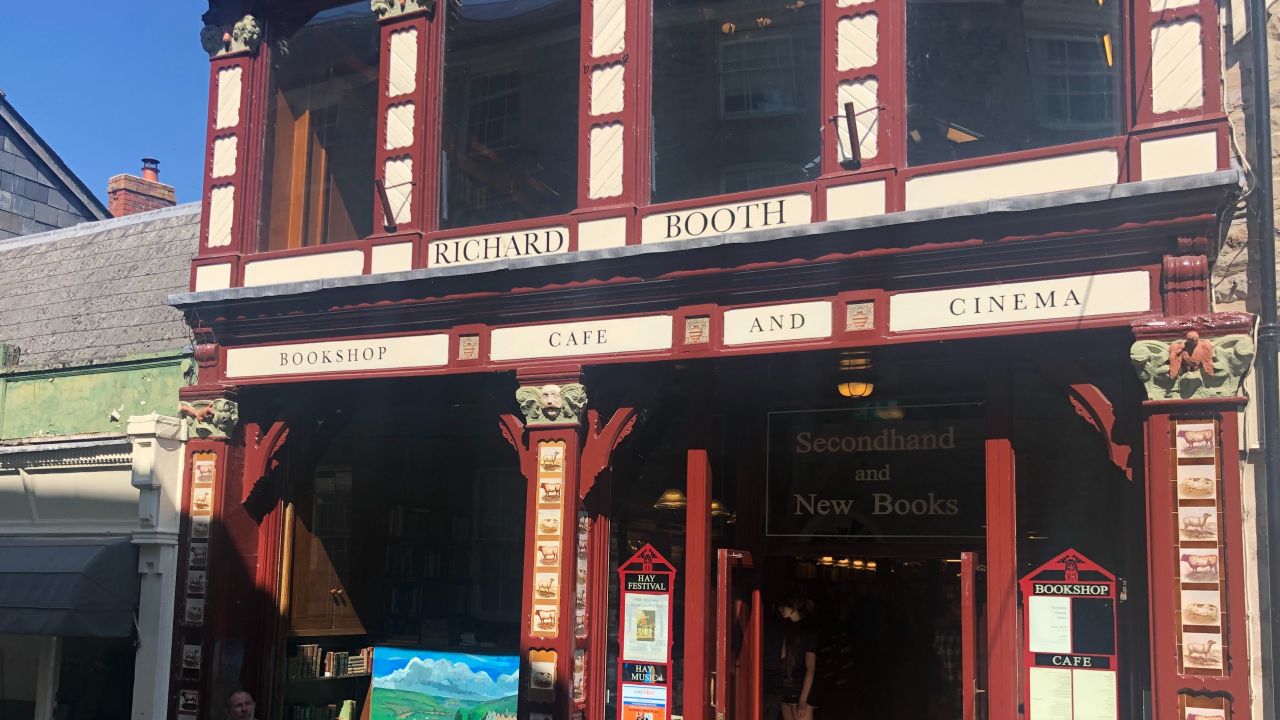 The Richard Booth bookshop, which sits in the center of town, is the largest bookshop in Hay and is dedicated to the late book seller.