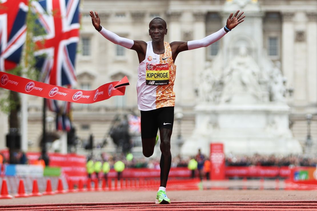 Eliud Kipchoge won the 2019 London Marathon in 2 hours 2 minutes 37 seconds.