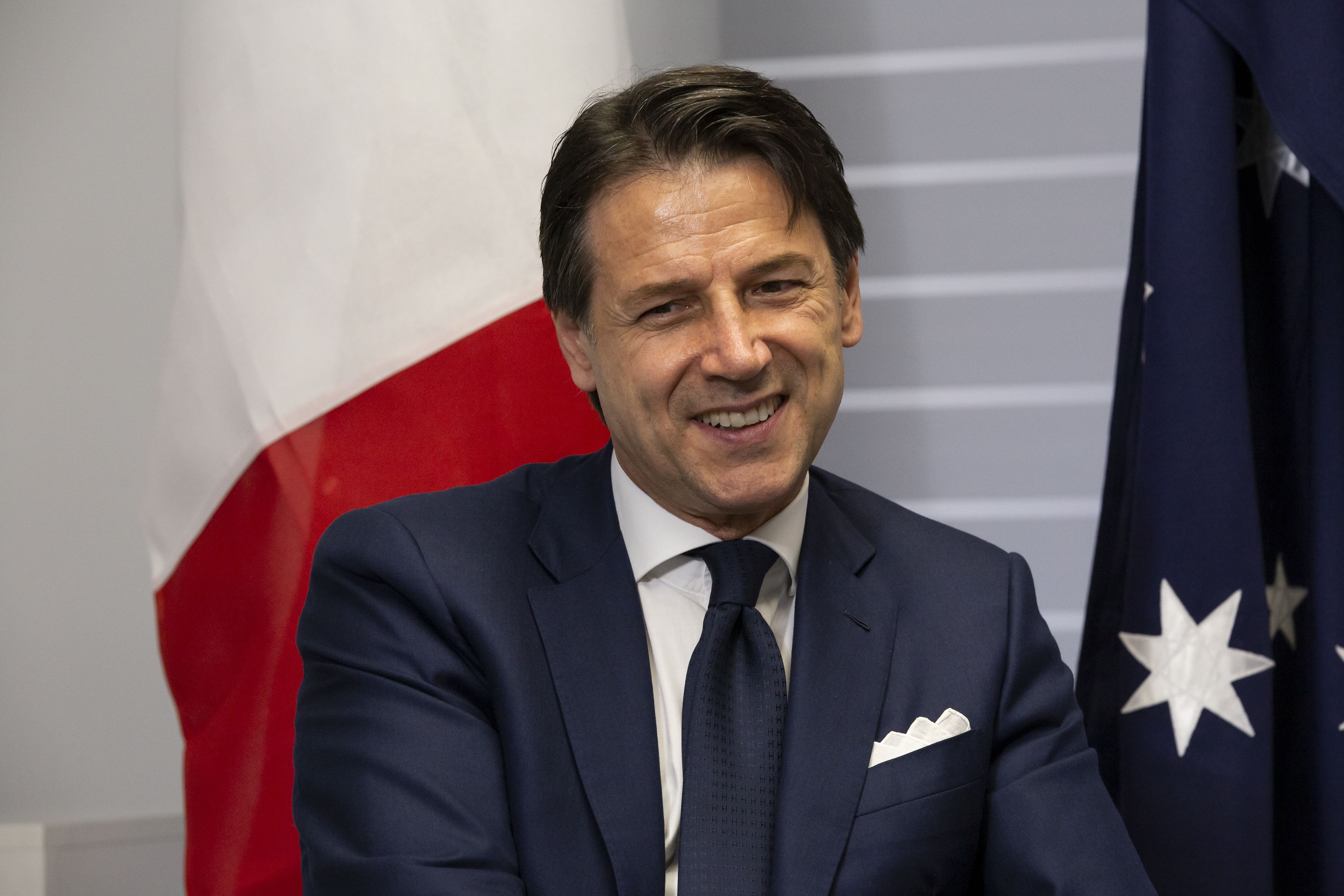 manipuleren Vegetatie betekenis Italian Prime Minister Giuseppe Conte returns as the country patches a new  government back together | CNN