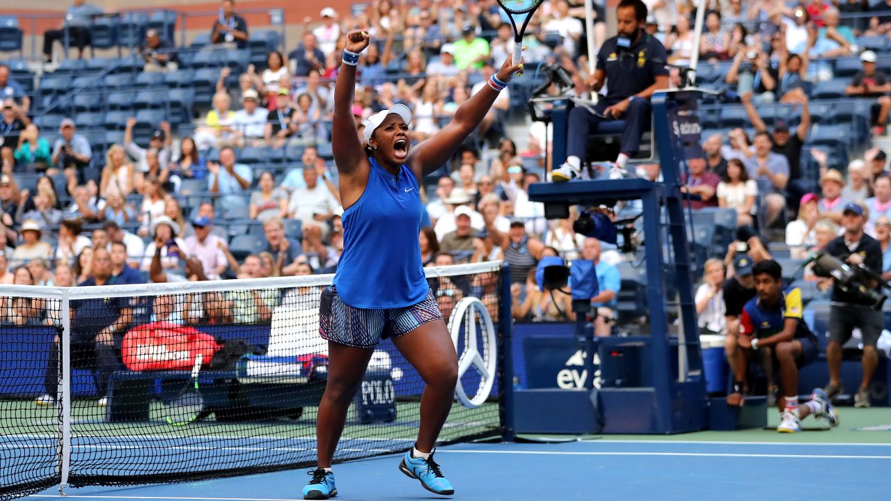 Townsend celebrates her victory over No. 4 Simona Halep, her first over a top-10 player.