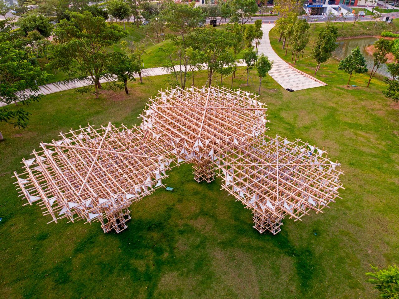 In 2015, the architects built an outdoor pavilion titled "Treeplets" at Macao University.