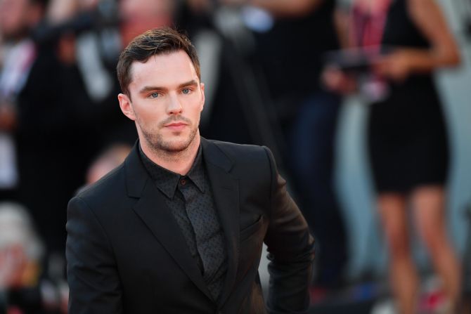 Nicholas Hoult looked suave at the "Joker" premiere in an all-black Armani suit.