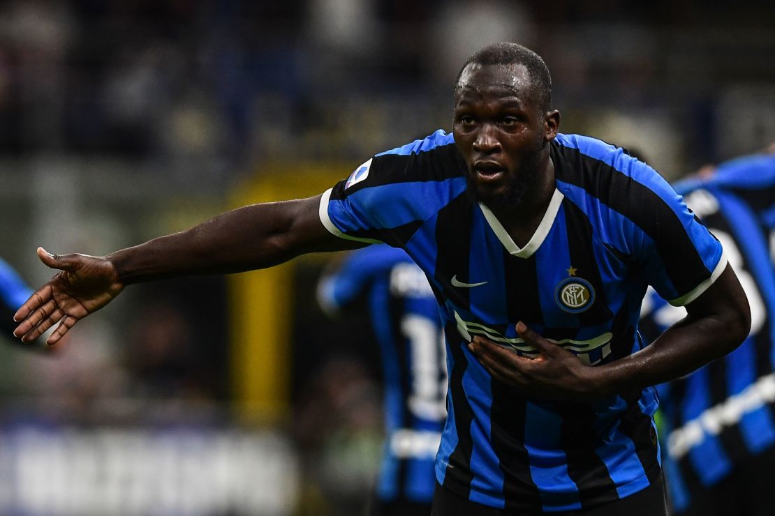 Lukaku celebrates after scoring against US Lecce.