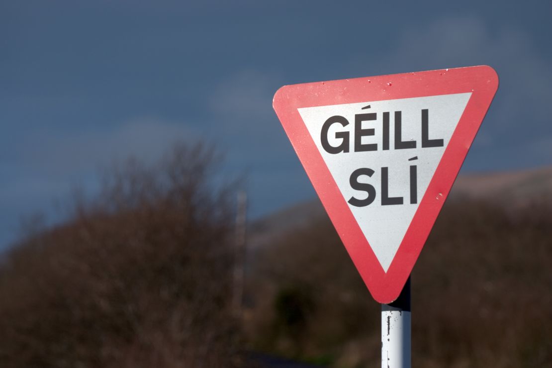 An Irish-language sign reading "yield" in County Kerry, part of the Ghaeltacht, or Irish-speaking region of Ireland. The language has struggled in the past to present itself as a modern, living language that can be used country if not world-wide.