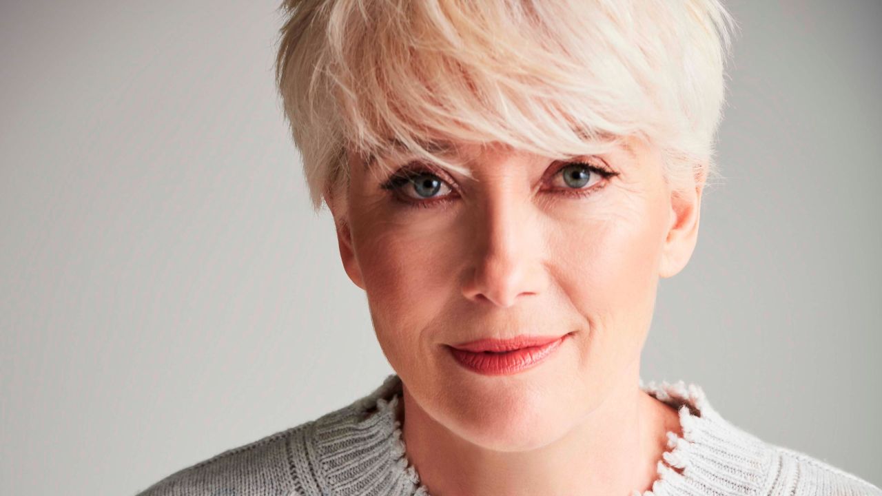 Emma Thompson hedshot