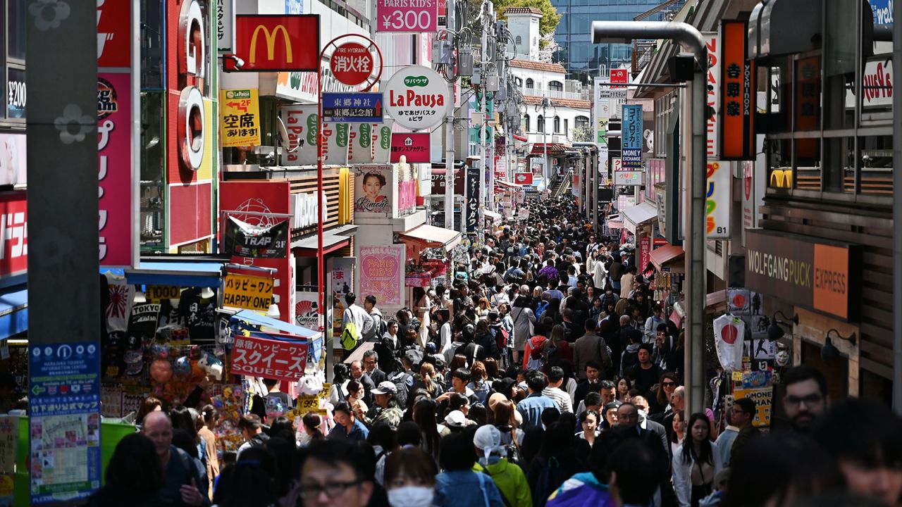Takeshita Street: Go on. Just dive in.