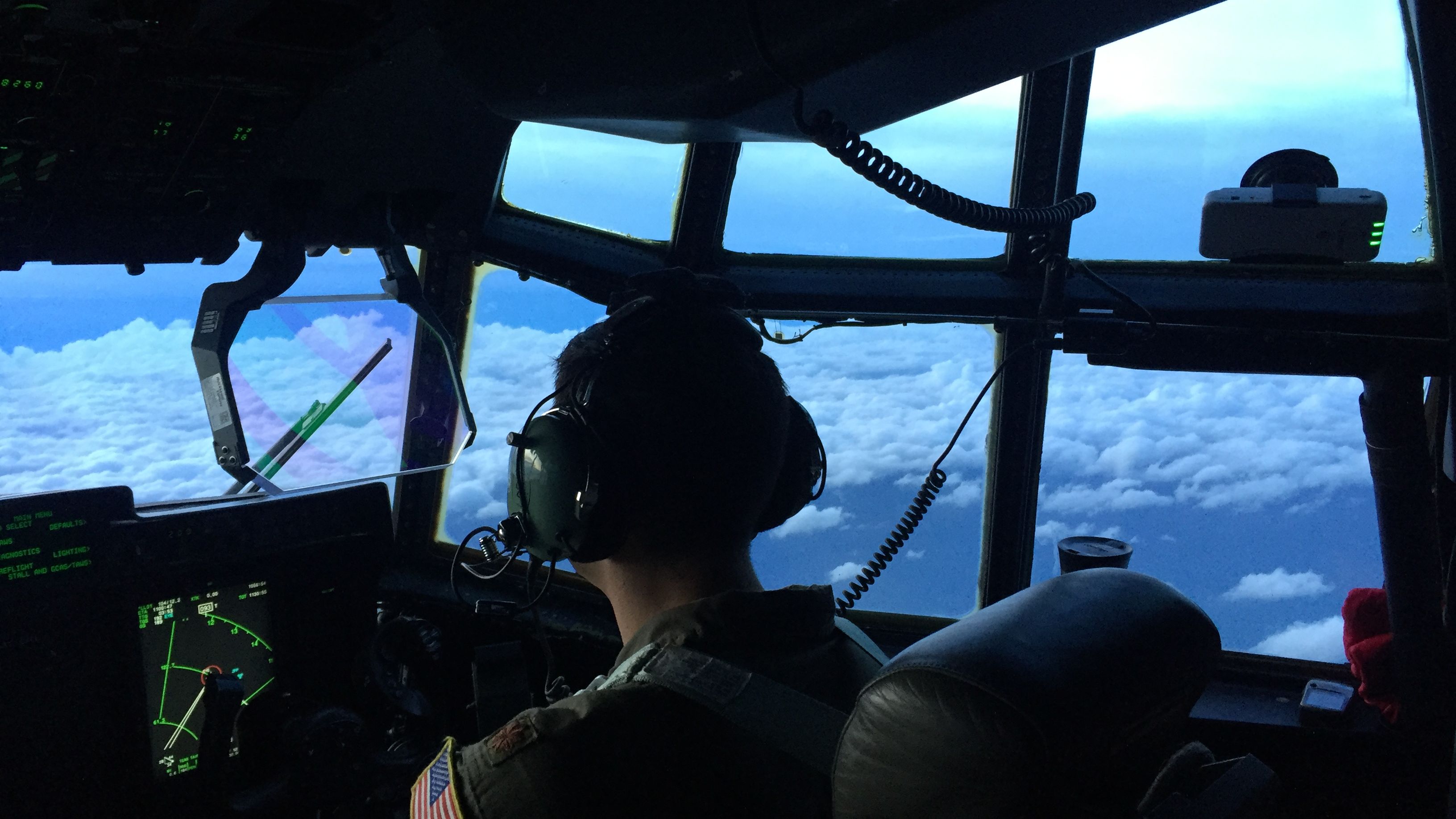 Hurricane Hunter pilot steers into Dorian's path to gather data