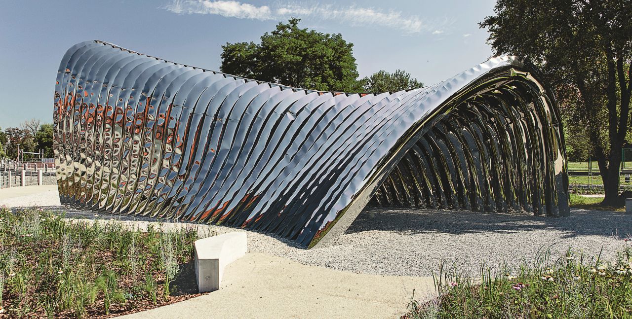 Erected on Daliowa Island in the Odra river in Wrocław, Poland, this graceful pavilion is named NAWA, designed by Zieta Prozessdesign Studio