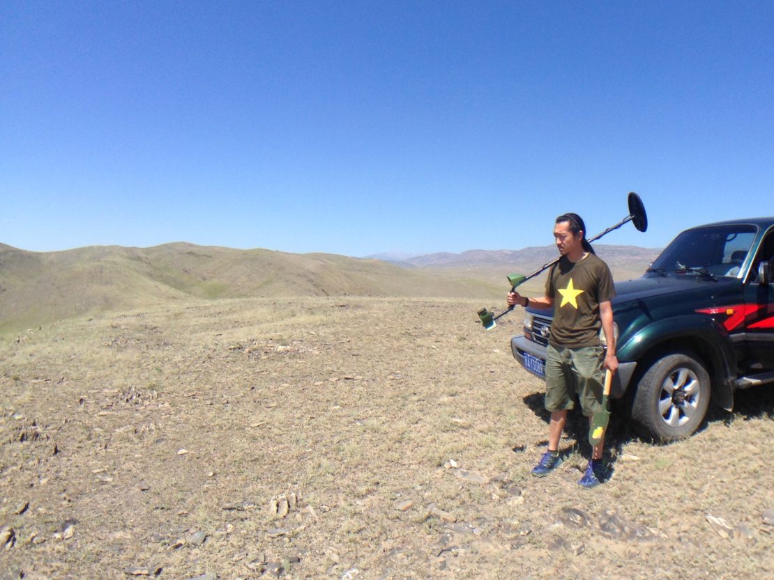 Zhang Bo on a hunt for meteorites in Xinjiang, China, in 2016