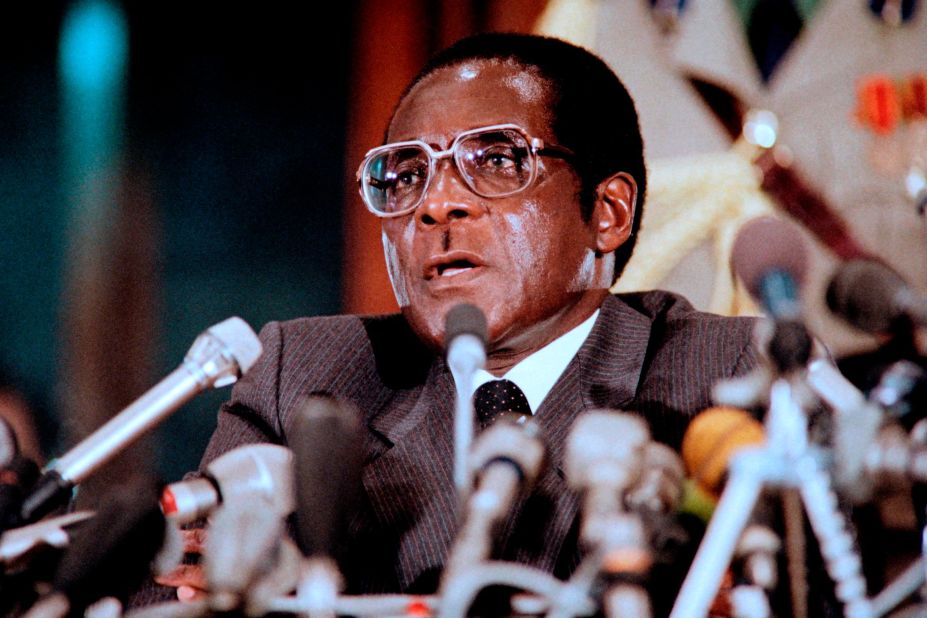 Mugabe delivers a speech in Harare in August 1986.