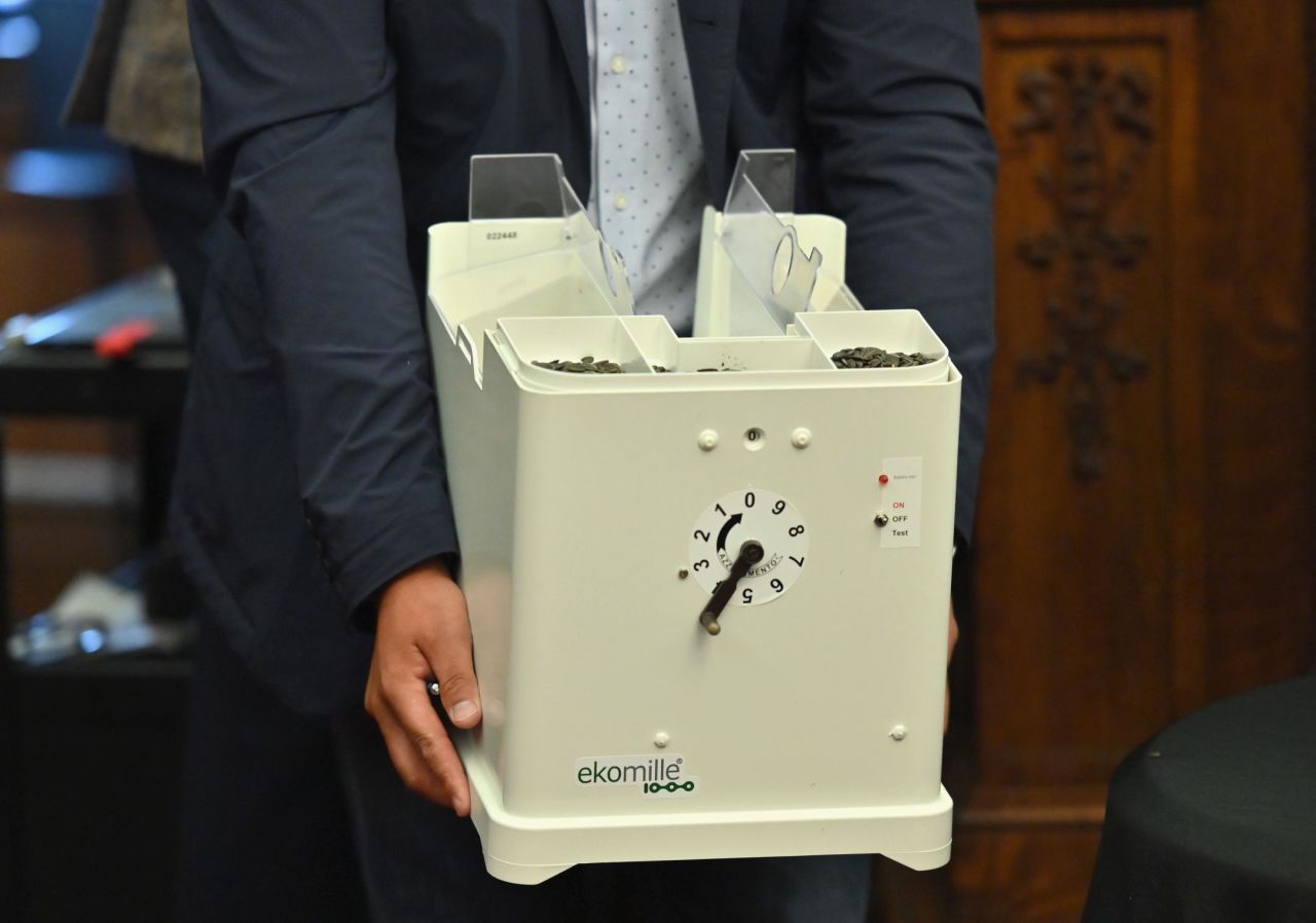 An 'Ekomille' rat trap is displayed at Thursday's press conference.