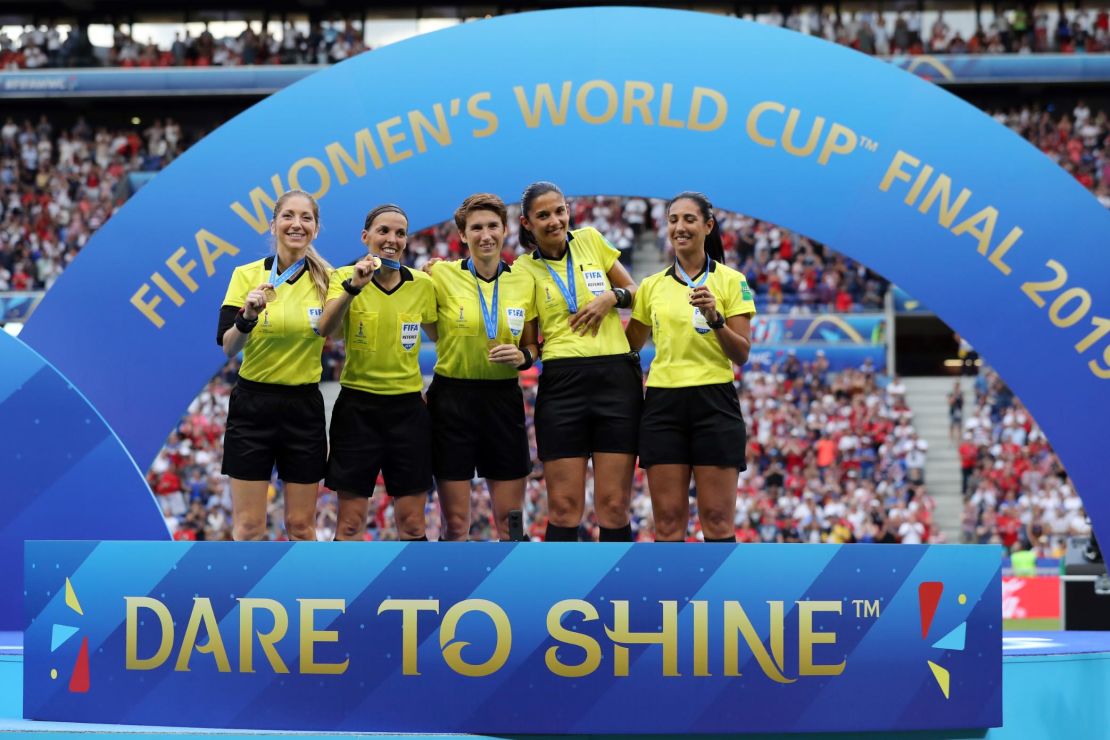 Frappart, O'Neill and Nicolosi with their Women's World Cup final medals.