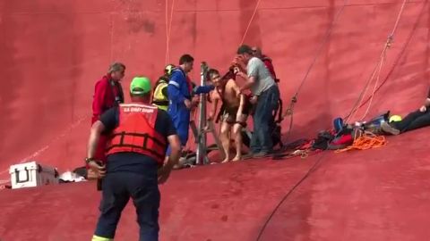 Rescuers extract the final crew member from the Golden Ray.