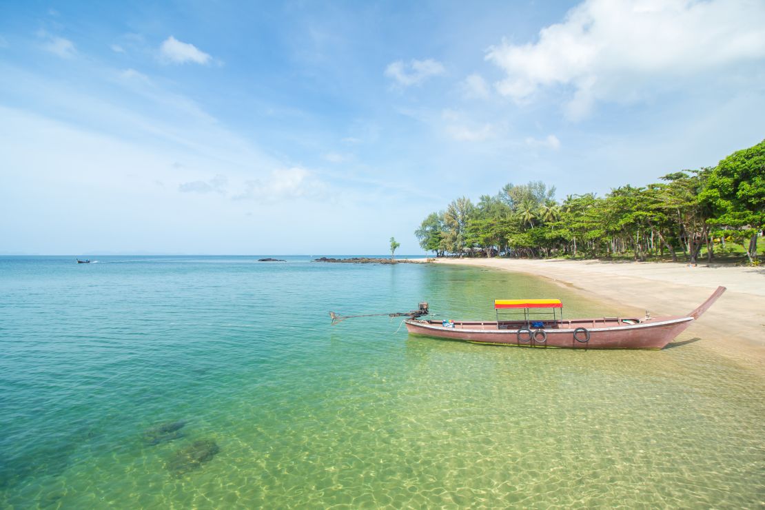 The island is commonly known as Koh Pu in the north and Koh Jum in the south. 